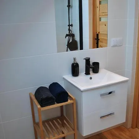 Apartman 9 Os. Z 2 Lazienkami Zator
