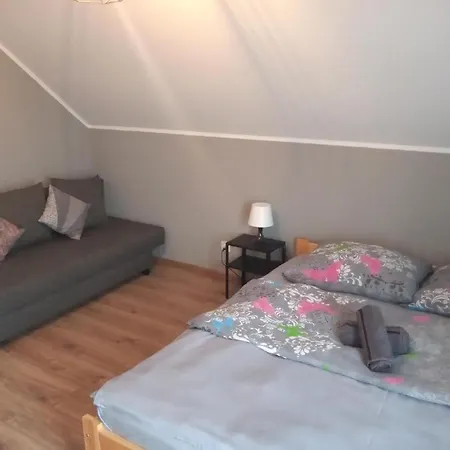 9 Os. Z 2 Lazienkami Apartman Zator